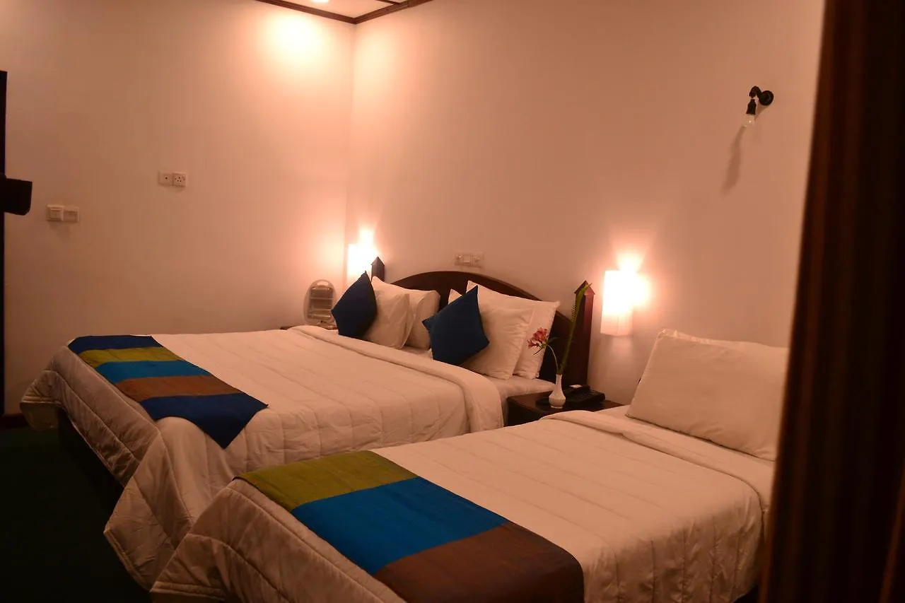 Hotel Silver Falls - Nuwara Eliya