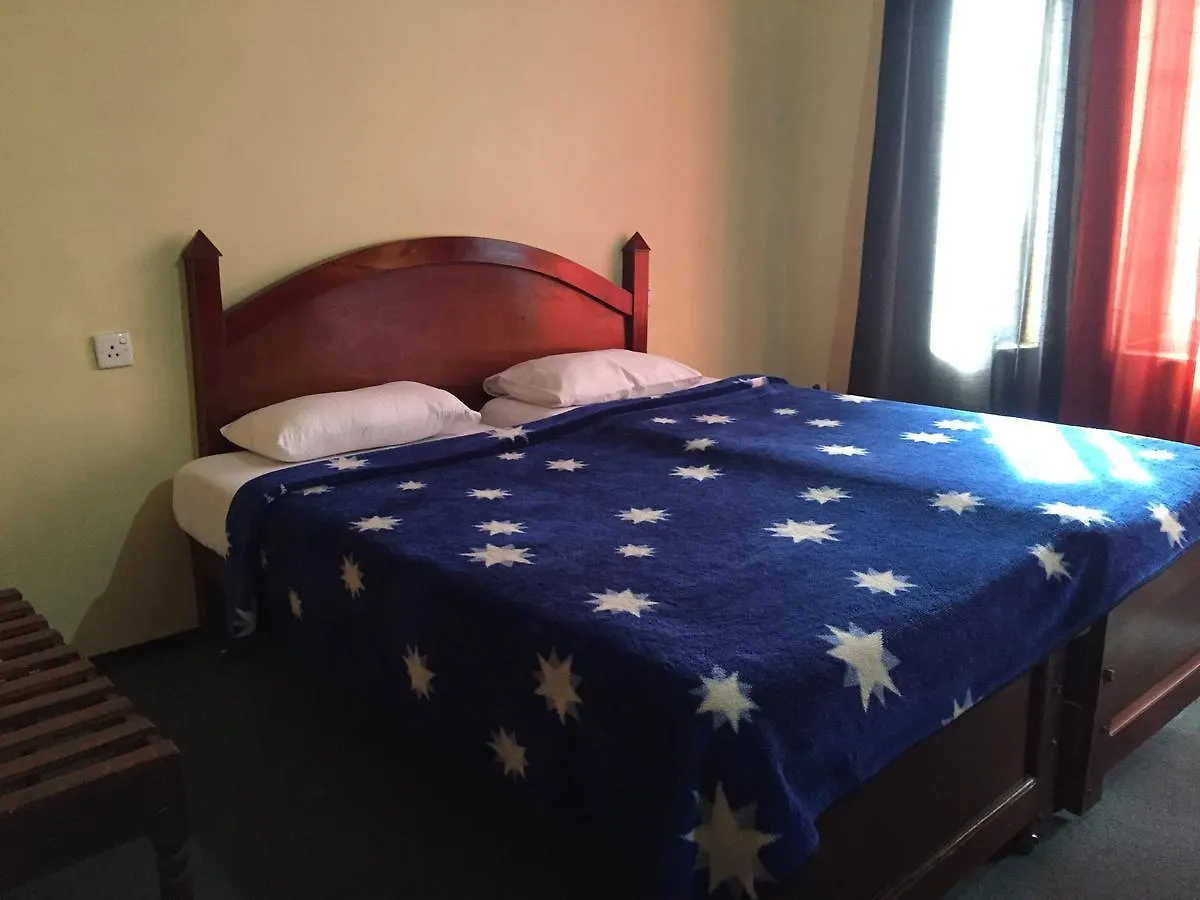 Hotel Silver Falls - Nuwara Eliya