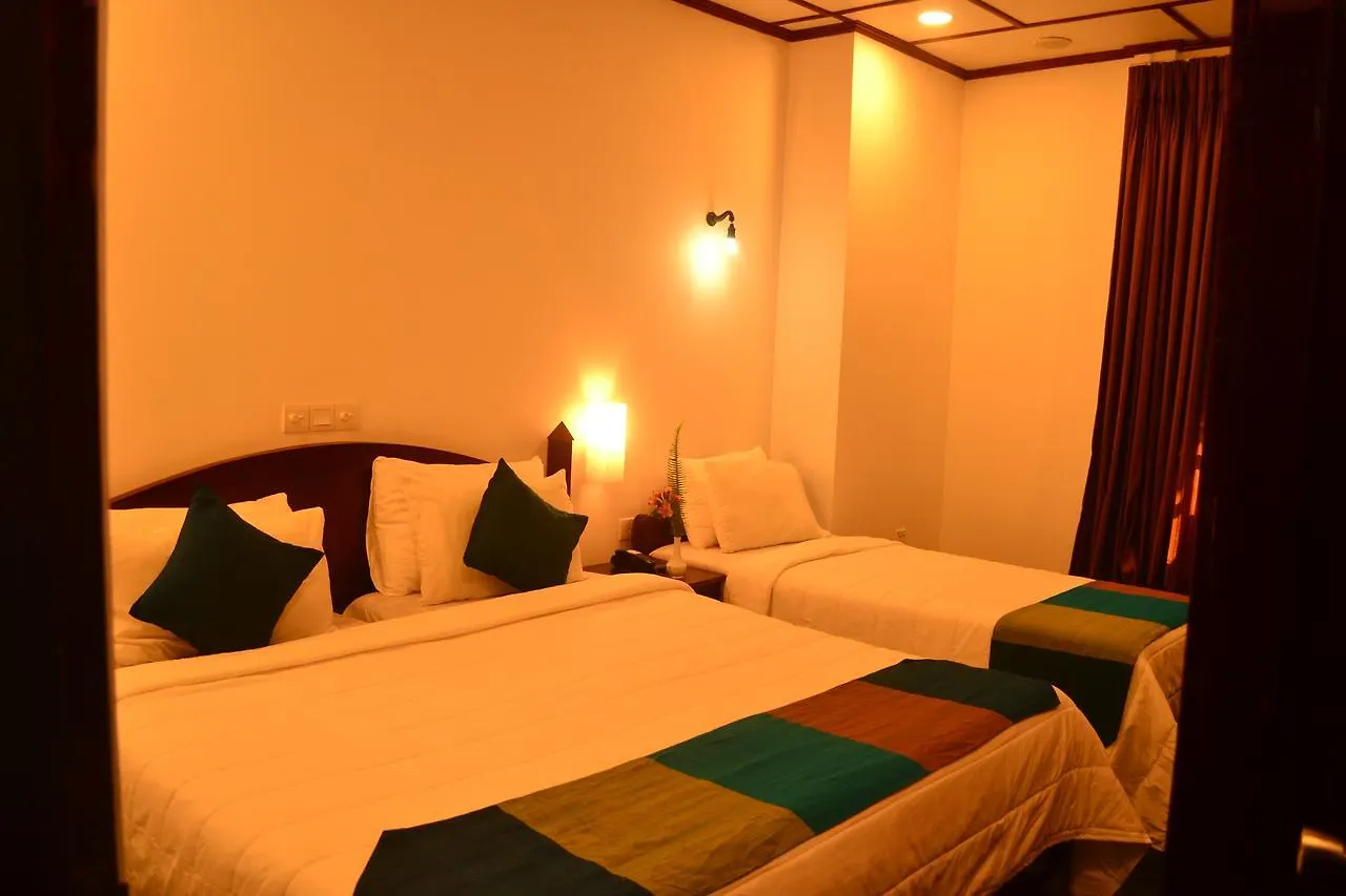 Hotel Silver Falls - Nuwara Eliya